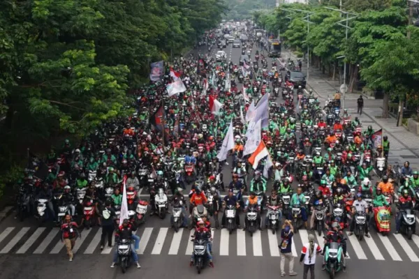 Penampakan Aksi Demo Ojol di Banyak Daerah