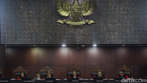 MK Perintahkan Pemerintah Gratiskan Sekolah SD-SMP Swasta