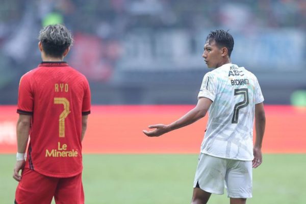 Persib Bandung Ukir Sejarah Baru di BRI Liga 1 2024/2025, Juara Lewat Kompetisi Penuh!